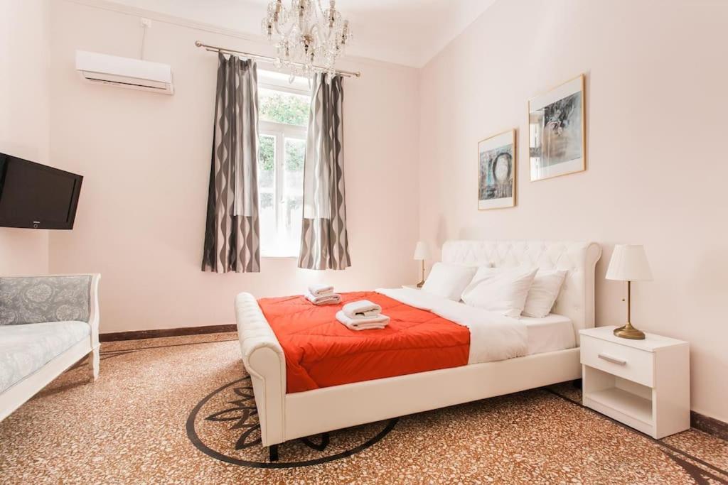 شقة Splendid Full 5Bdr/3Bath/2Kitchens Mansion In Ath أثينا المظهر الخارجي الصورة